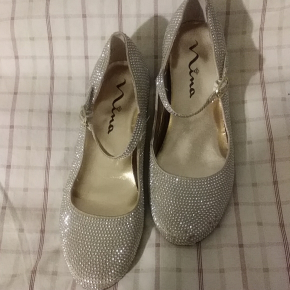 Nina Shoes Other - Nina (Zelia) gold satin girls shoes.